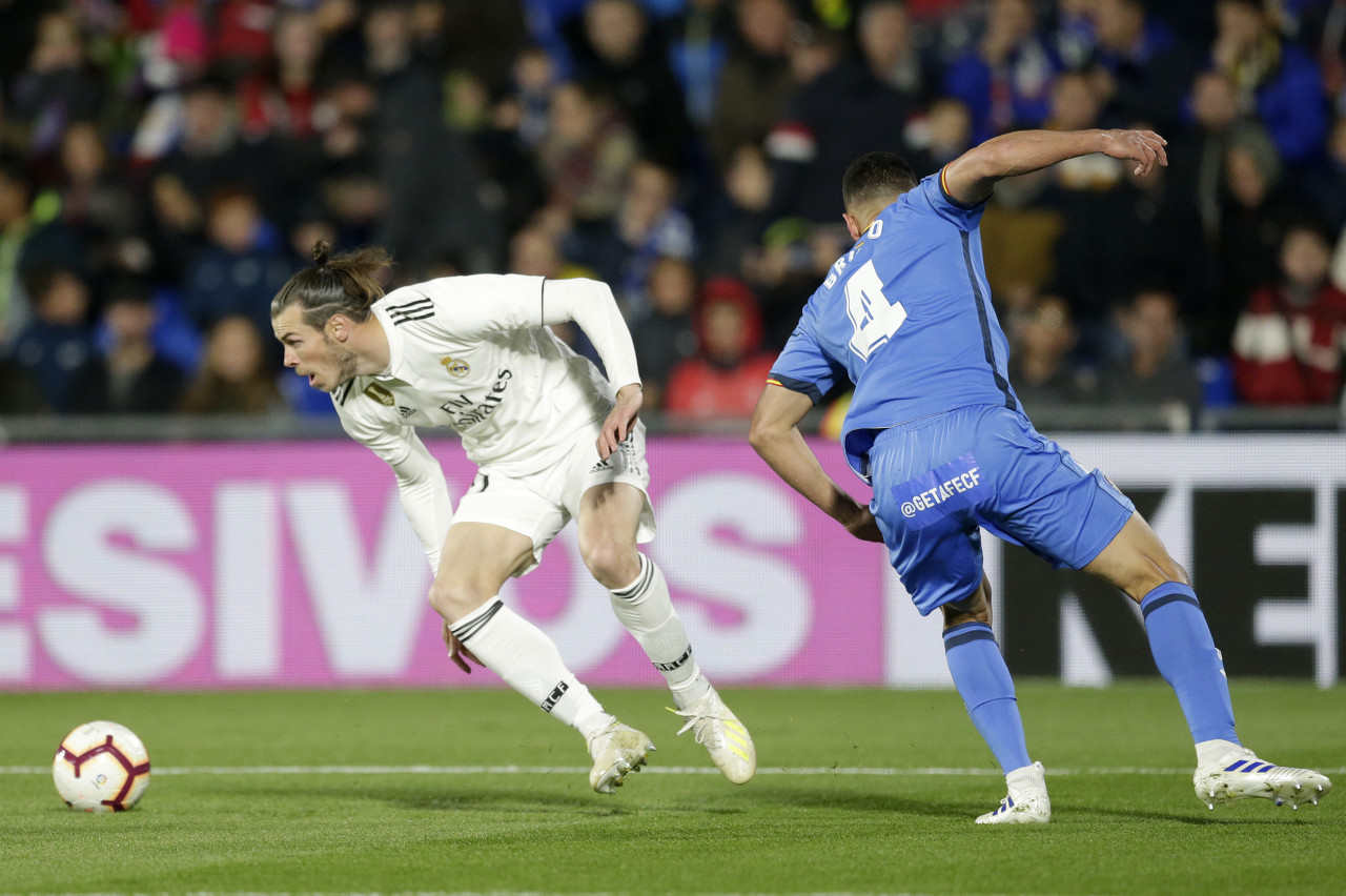 阿贾克斯清晨刷新队史纪录Scout在MAD比赛中战术调整，集结日勒沃库森备战意大利杯直接炸裂的简单介绍