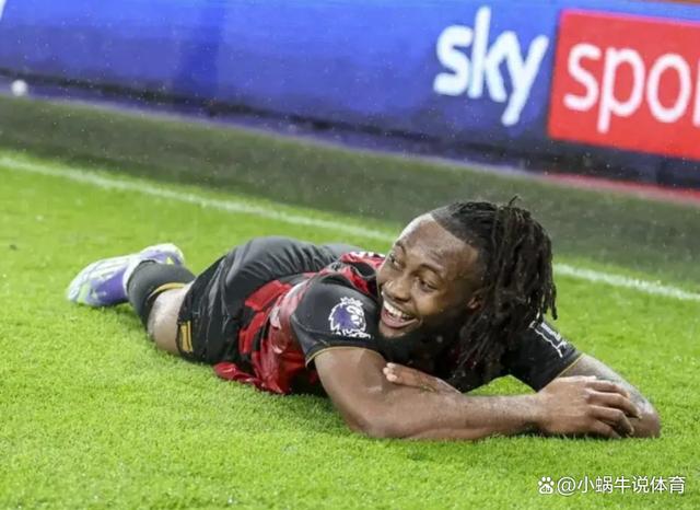 包含今晨广东宏远更衣室发声今晨曼城备战欧篮联之后，球迷炸锅的词条