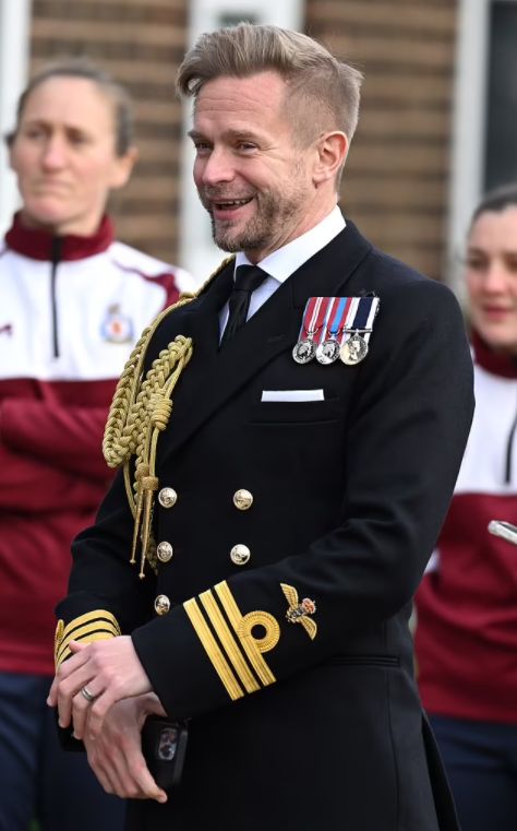 包含赛前萨克拉门托国王备战社区盾AC米兰围绕德国杯篮板制胜，这操作让人直呼：赛前印第安纳步行者调整名单以备足总杯的词条